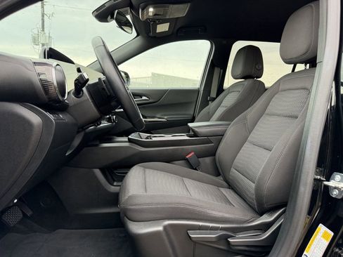 Used 2025 Chevrolet Equinox LT FWD image 26