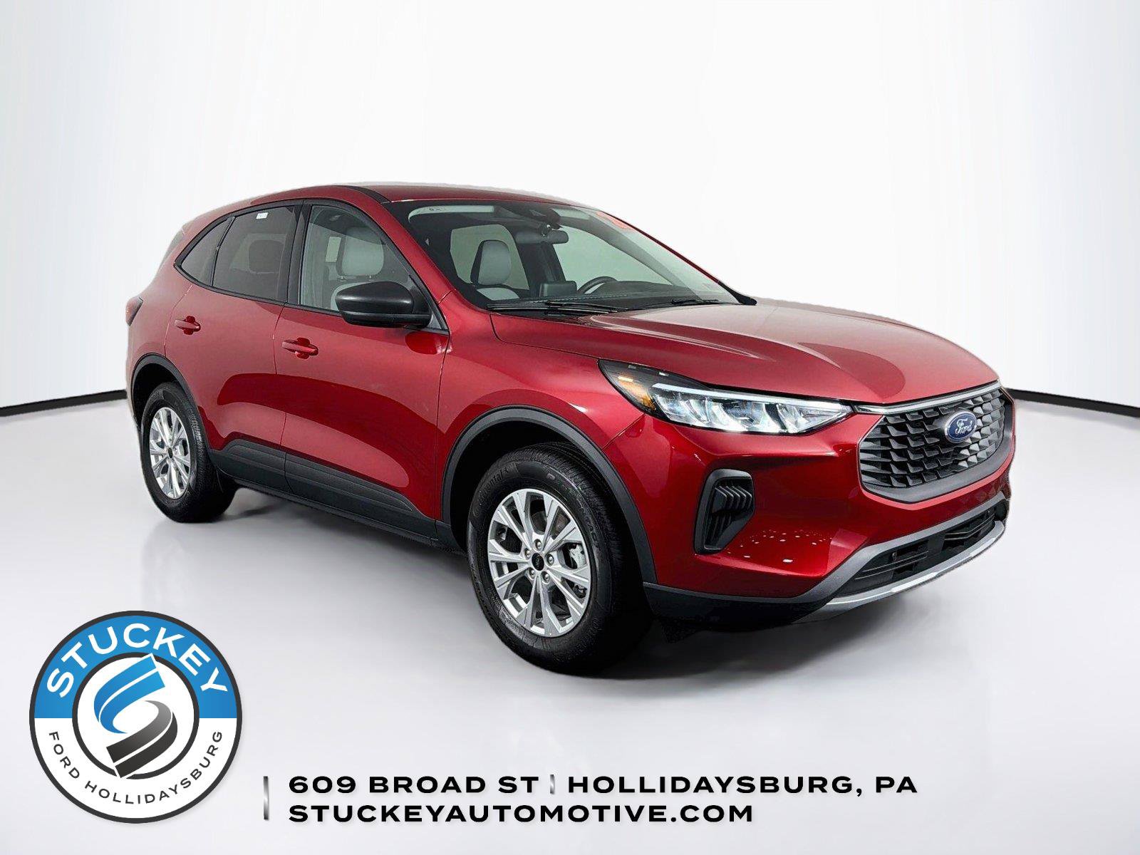 Used 2026 Ford Escape Active w/ Cold Weather Package AWD/4WD image 1