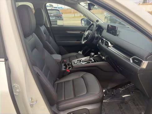 New 2025 MAZDA CX-5 Carbon Edition image 18