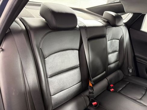 Used 2016 Chevrolet Malibu LT w/ Leather Package FWD image 20