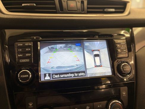Used 2016 Nissan Rogue SL w/ SL Premium Package AWD/4WD image 30