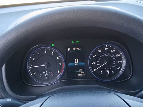 Used 2022 Hyundai Kona SEL image 9