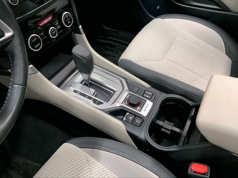 Used 2023 Subaru Forester Premium image 15