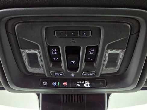 Used 2025 GMC Sierra 2500 Denali Ultimate AWD/4WD image 22
