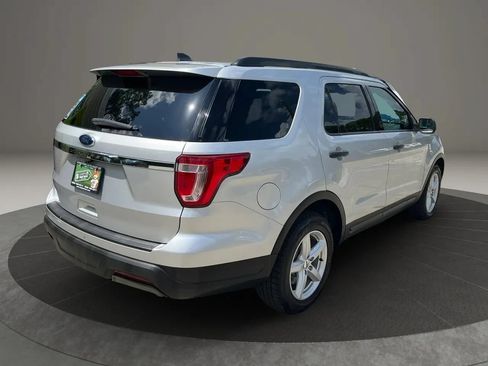 Used 2018 Ford Explorer FWD image 6