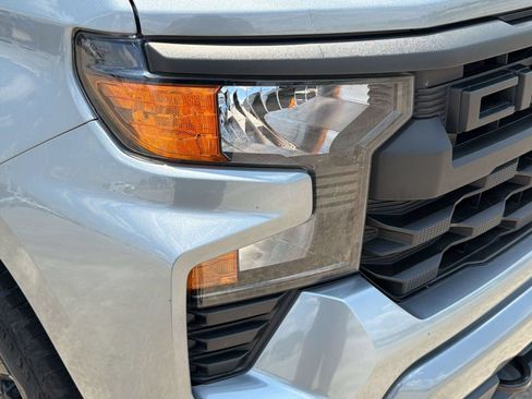 Used 2024 Chevrolet Silverado 1500 Custom w/ Turbomax Blackout Package RWD image 12