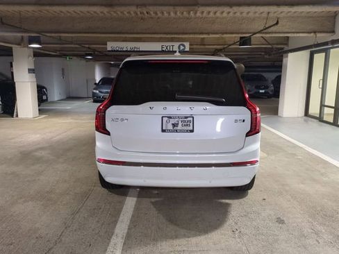 New 2026 Volvo XC90 B5 Plus w/ Protection Package image 4