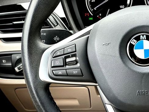 Used 2023 BMW X2 sDrive28i w/ Premium Package 2 FWD image 23