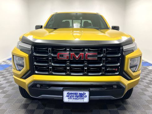 Used 2023 GMC Canyon AT4 w/ AT4 Premium Package image 2