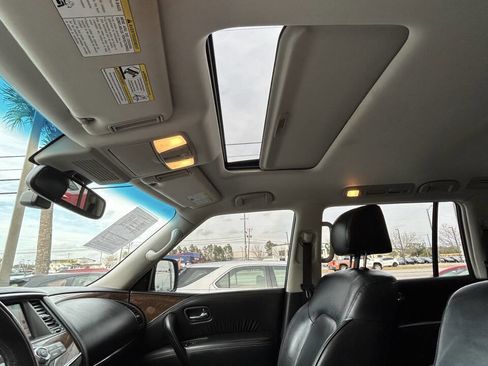 Used 2017 INFINITI QX80 2WD w/ Driver Assistance Package image 12