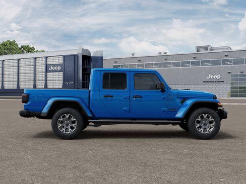 New 2026 Jeep Gladiator Sport AWD/4WD image 45