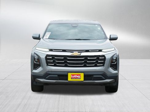 Used 2025 Chevrolet Equinox LT AWD/4WD image 2