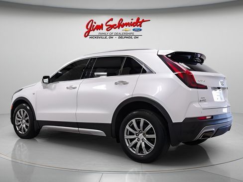 Used 2021 Cadillac XT4 Premium Luxury w/ Sun And Sound Package AWD/4WD image 4