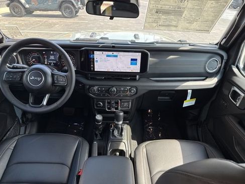 New 2026 Jeep Gladiator Sport AWD/4WD image 22