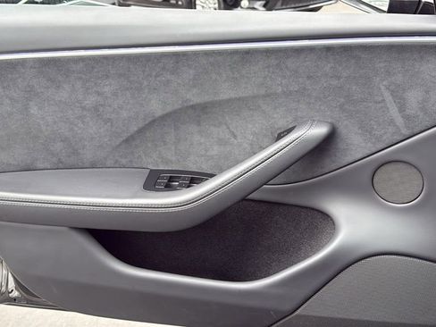 Used 2025 Tesla Model 3 Long Range image 22