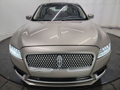 Used 2019 Lincoln Continental Reserve image 2