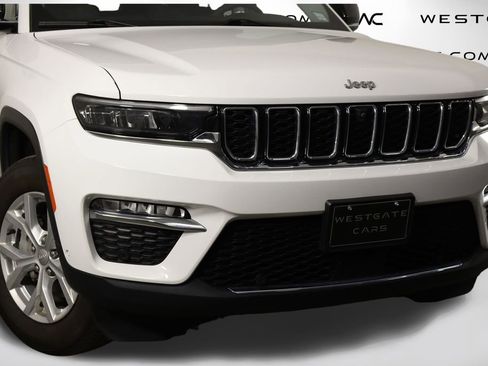 Used 2023 Jeep Grand Cherokee Limited w/ Luxury Tech Group II AWD/4WD image 51