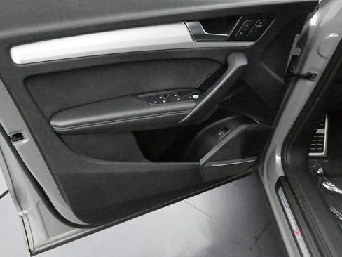 Used 2021 Audi SQ5 Premium Plus w/ Premium Plus Package AWD/4WD image 12