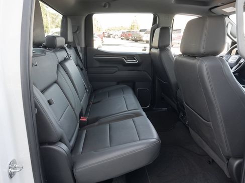 Used 2026 GMC Sierra 1500 SLT RWD image 41