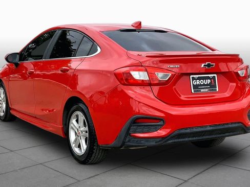 Used 2017 Chevrolet Cruze LT w/ Sun And Sound Package FWD image 11