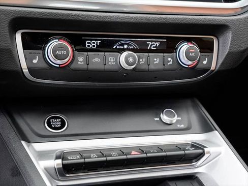 Certified 2025 Audi Q3 2.0T Premium Plus w/ Premium Plus Package image 17