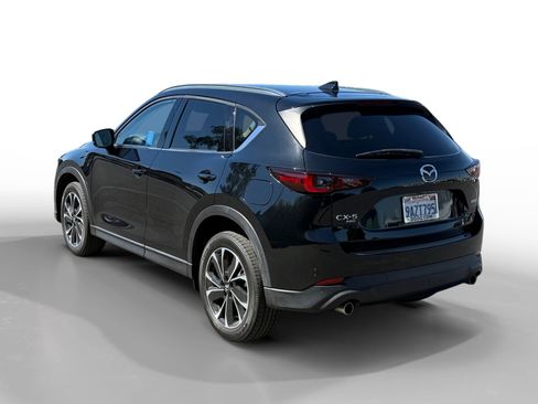 Certified 2022 MAZDA CX-5 AWD 2.5 S w/ Premium Plus Pkg image 3