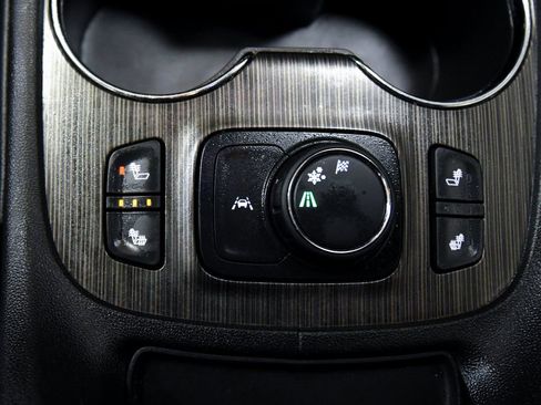 Used 2023 GMC Acadia SLT image 33