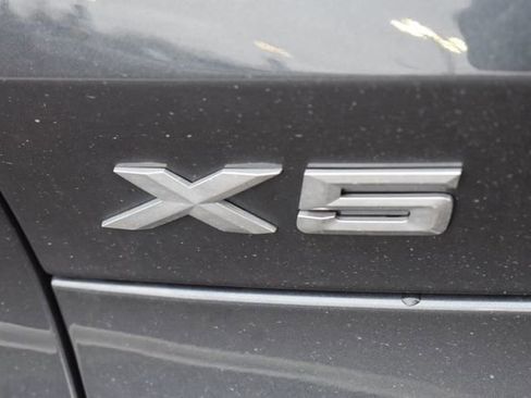 Used 2022 BMW X5 xDrive40i w/ M Sport Package image 12