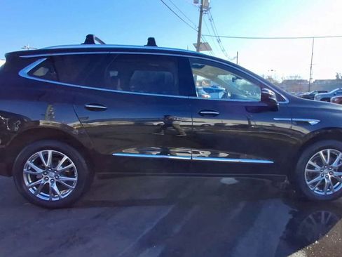 Used 2023 Buick Enclave Premium w/ Experience Buick Package image 9