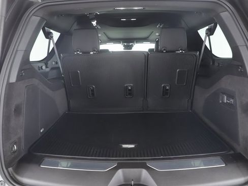 Used 2025 Cadillac Escalade ESV Premium Luxury w/ Touring Package image 33