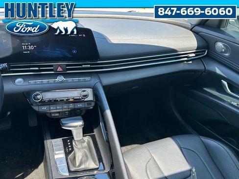 Used 2023 Hyundai Elantra Limited w/ Cargo Package FWD image 12