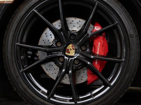 Used 2017 Porsche 911 Carrera S image 12