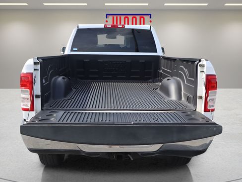 Used 2021 RAM 2500 Tradesman w/ Chrome Appearance Group AWD/4WD image 17