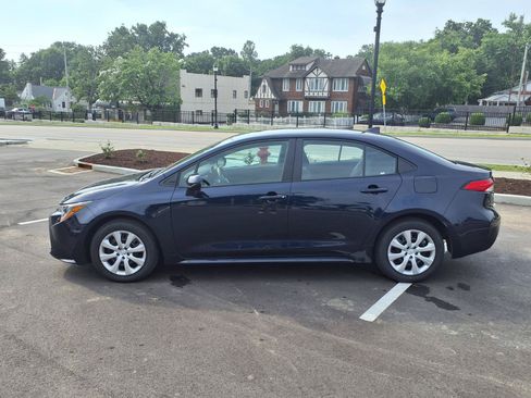 Certified 2026 Toyota Corolla LE FWD image 27