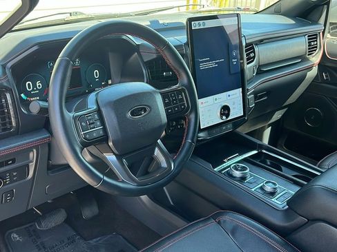Certified 2022 Ford Expedition Limited image 15