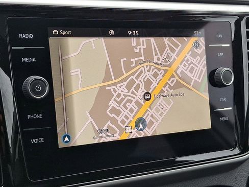 Used 2022 Volkswagen Atlas SEL R-Line image 17