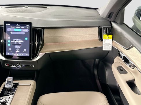 New 2026 Volvo XC90 B5 Core AWD/4WD image 27
