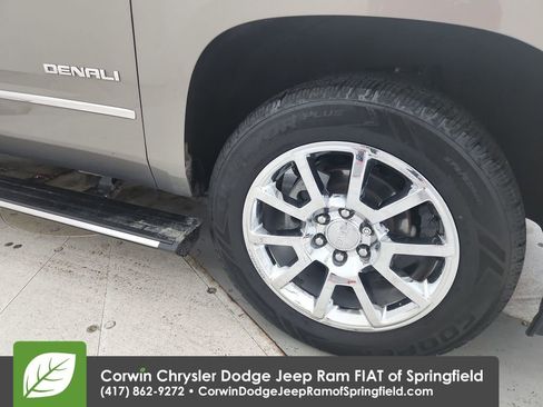 Used 2019 GMC Yukon XL Denali w/ Open Road Package image 36