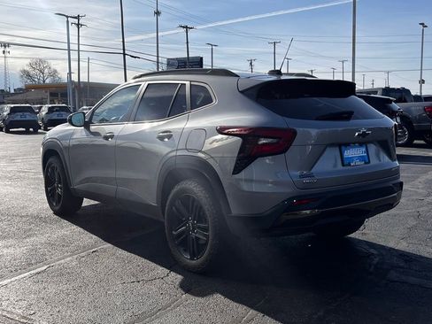 Used 2024 Chevrolet Trax ACTIV image 6