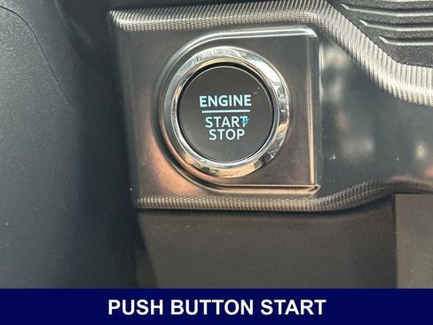 Used 2025 Ford F150 Raptor AWD/4WD image 30