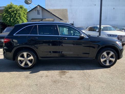 Used 2018 Mercedes-Benz GLC 300 image 2