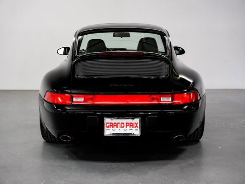 Used 1995 Porsche 911 Carrera RWD image 4