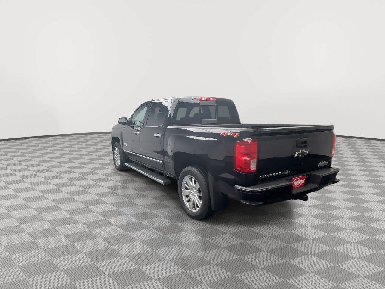 Used 2018 Chevrolet Silverado 1500 High Country w/ LPO, Protection Package AWD/4WD image 41