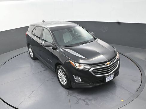 Used 2020 Chevrolet Equinox LS AWD/4WD image 16