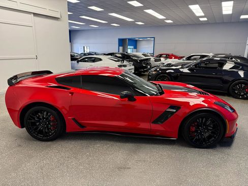 Used 2016 Chevrolet Corvette Z06 w/ 3LZ Preferred Equipment Group RWD image 6