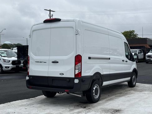 New 2026 Ford Transit 250 148 Medium Roof w/ Load Area Protection Package RWD image 3