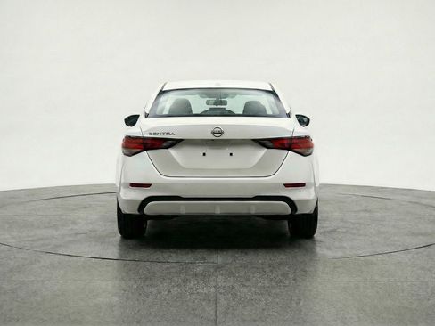 Used 2025 Nissan Sentra SV image 7