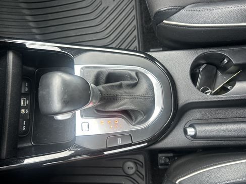 Used 2020 Kia Forte GT-Line FWD image 23