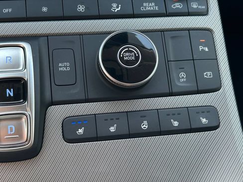 Used 2023 Hyundai Palisade SEL w/ Premium Package FWD image 30