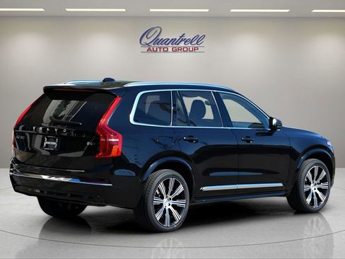 Certified 2023 Volvo XC90 B6 Ultimate w/ Protection Package Premier AWD/4WD image 4